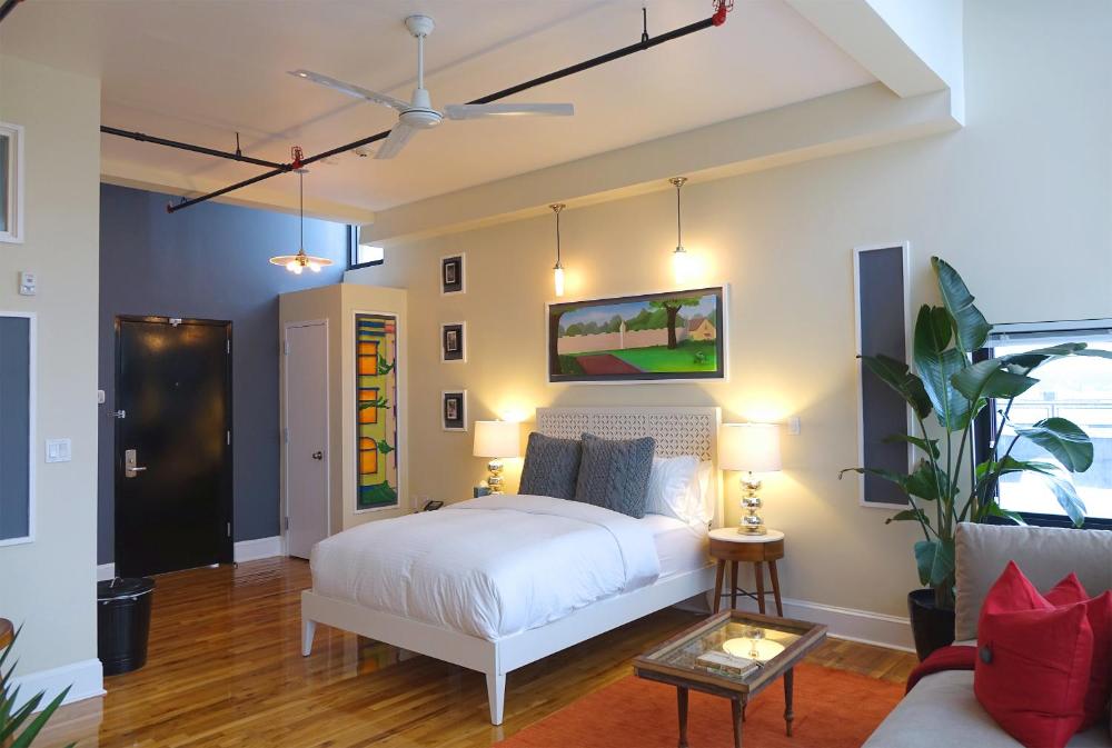 Penthouse Loft- Roof Deck interior